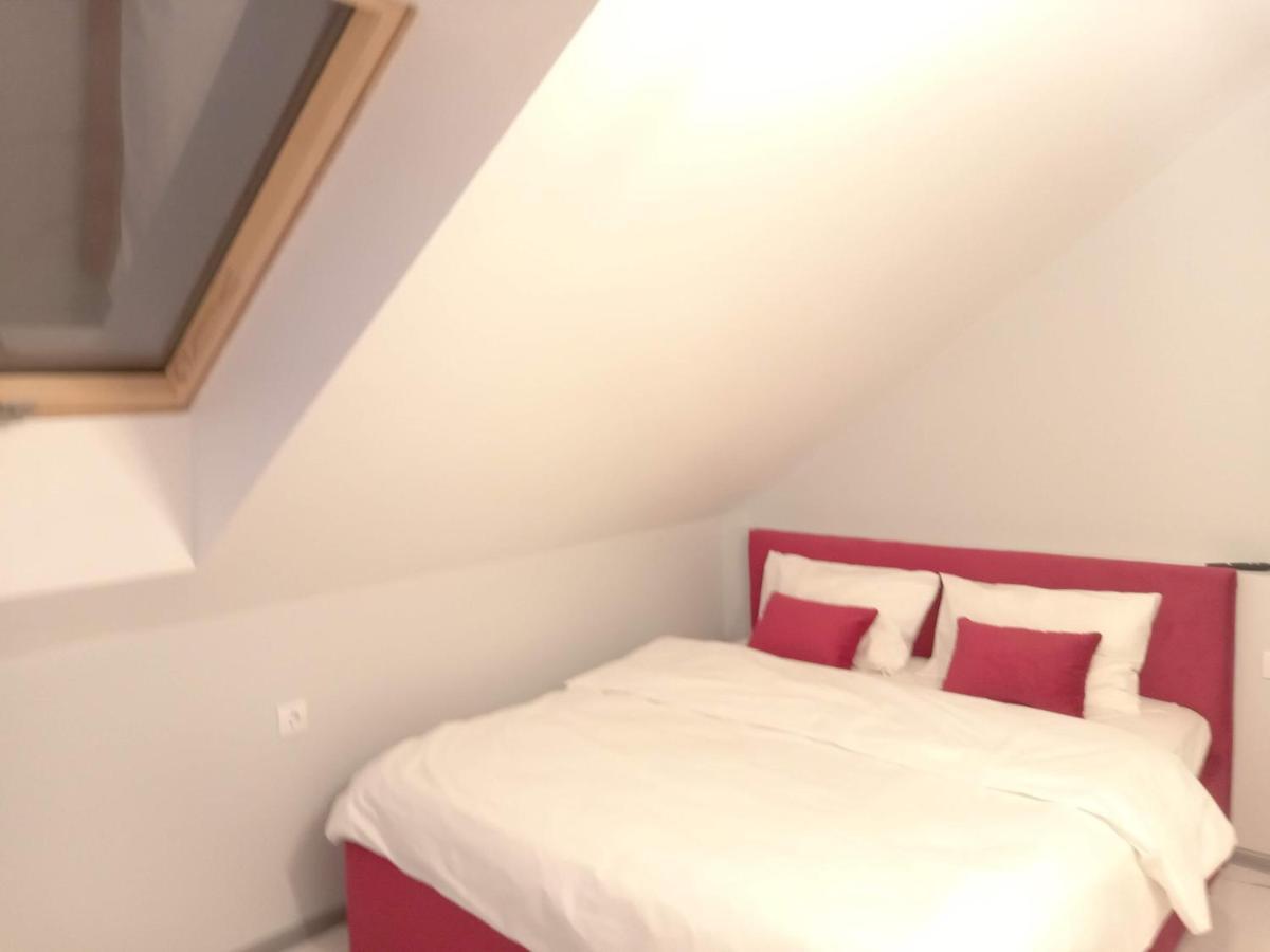 לבוב Pure Apartments Vip 5 מראה חיצוני תמונה